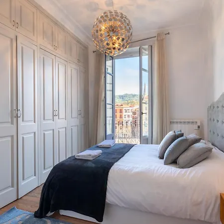 Confort Y Diseno Con Vistas Al Casco Viejo Apartamento *