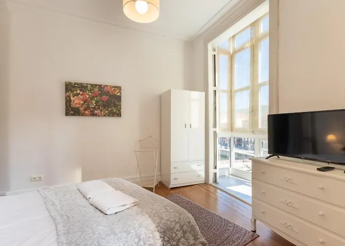 Confort Y Diseno Con Vistas Al Casco Viejo Apartamento *