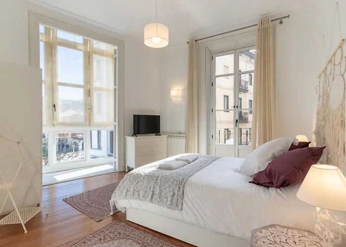 Apartment Confort Y Diseno Con Vistas Al Casco Viejo